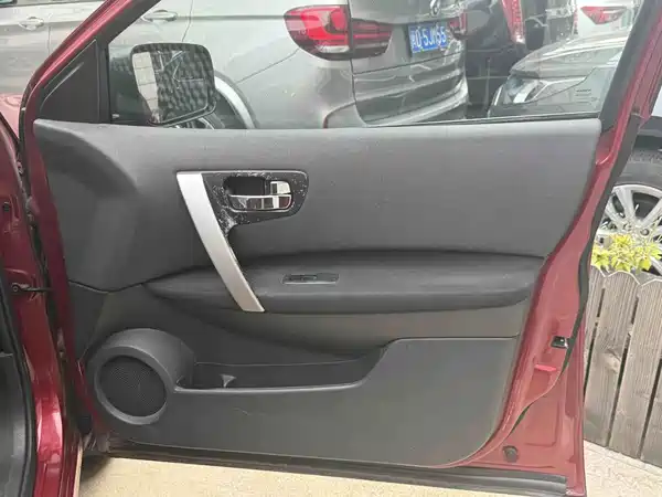 Nissan Qashqai 2012