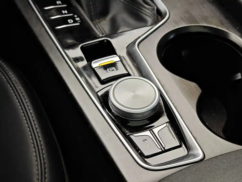 Changan CS75 PLUS 2021 — фото 19