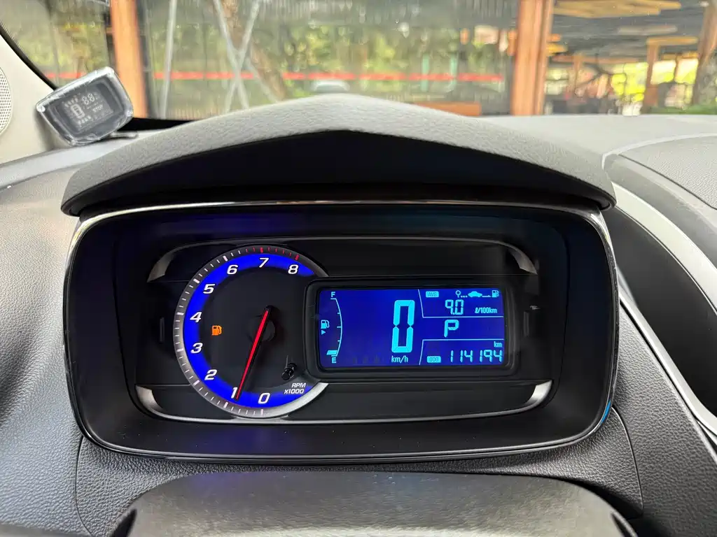 Chevrolet Trax 2015 — фото 18
