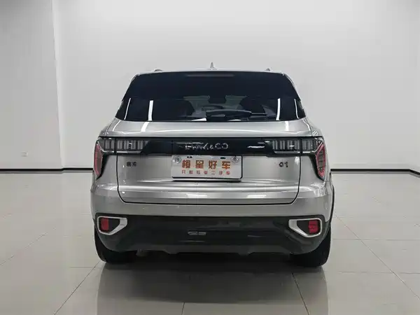 Lynk & Co 01 2019