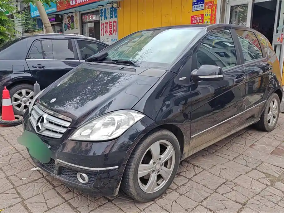Mercedes-Benz A-Class 2012