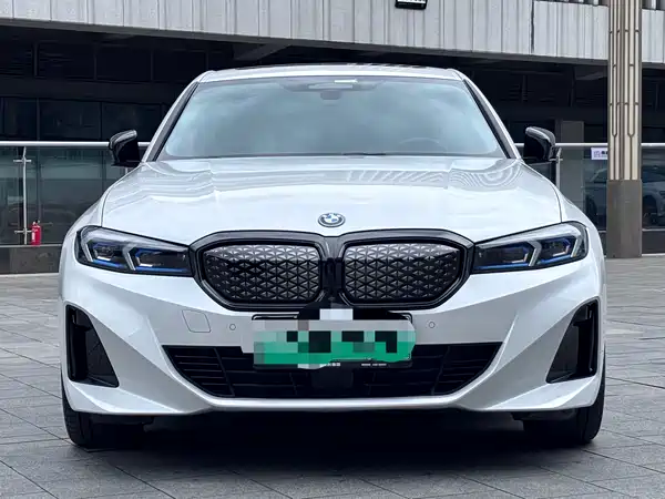 BMW i3 2024
