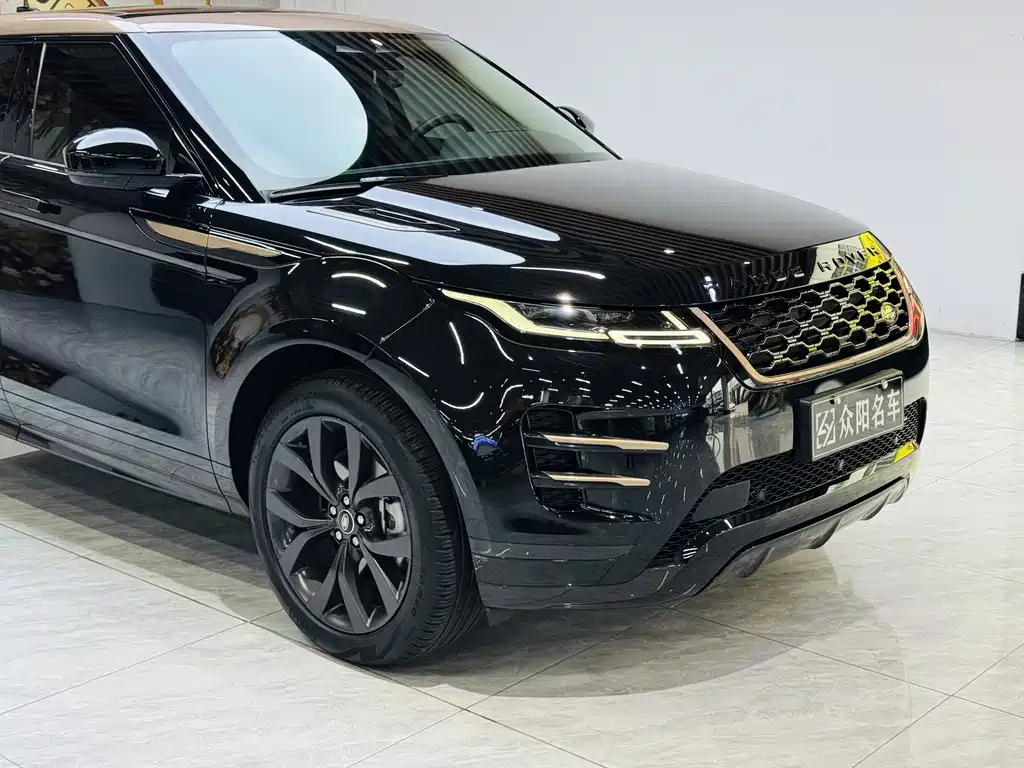 Land Rover Evoque 2024 — фото 4