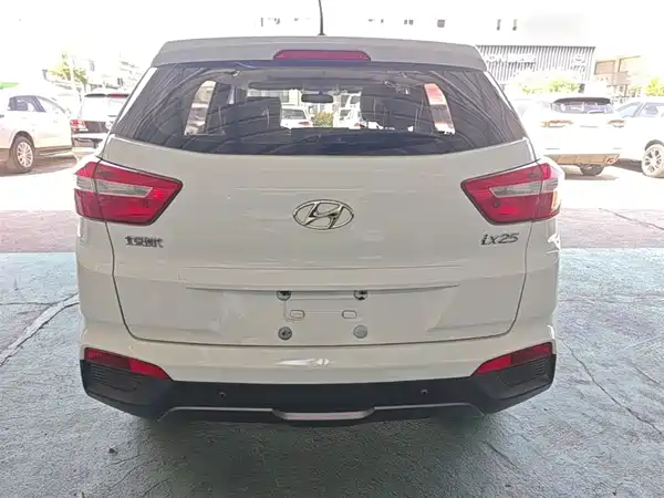 Hyundai ix25 2015