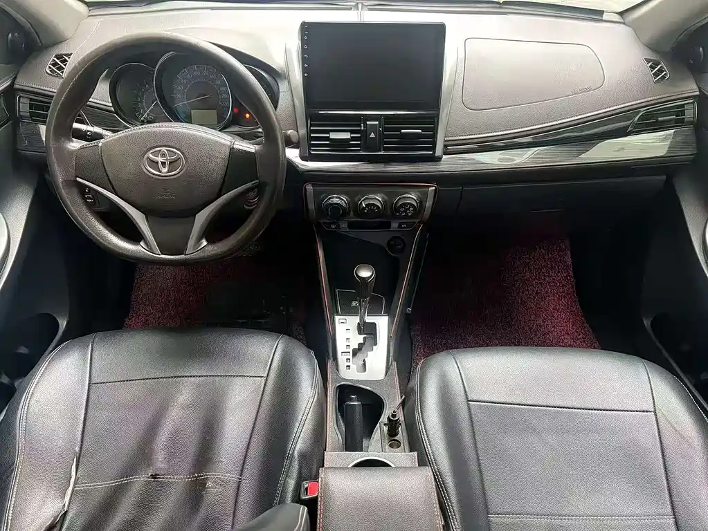 Toyota Yaris L 2014 — фото 5