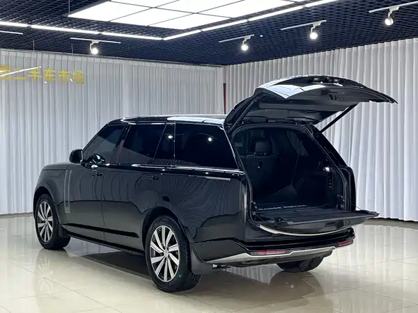 Land Rover Range Rover 2023