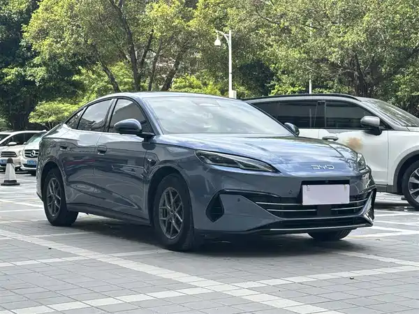 BYD Seal 06 2025