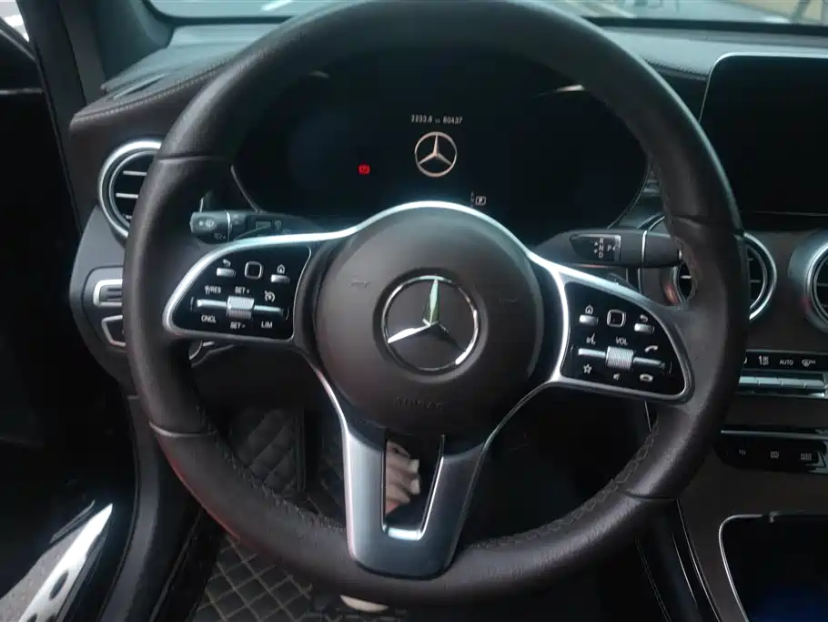 Mercedes-Benz GLC 2021 — фото 15