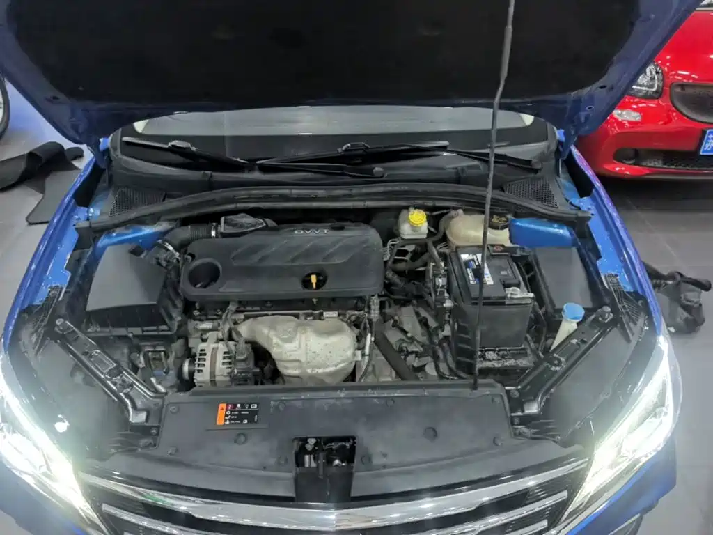 Roewe i5 2019 — фото 20