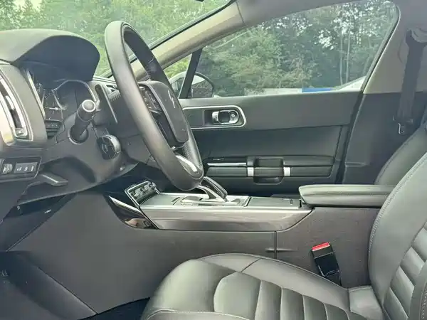 Citroën C6 2023