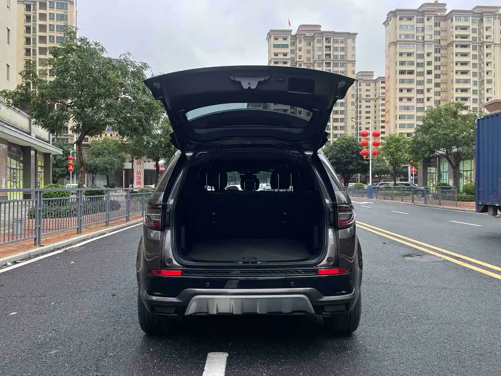 Land Rover Discovery Sport 2022 — фото 20