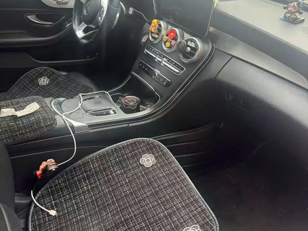 Mercedes-Benz C-Class 2019