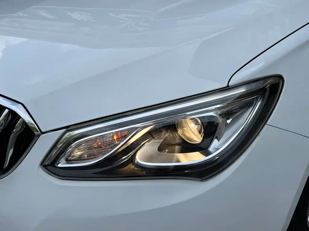 Buick Excelle 2016 — фото 16