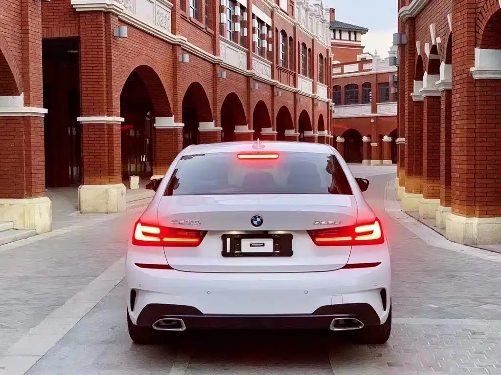 BMW 3 Series 2020