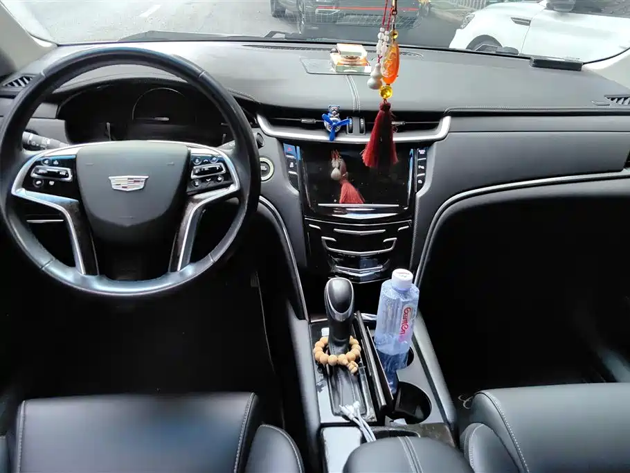 Cadillac XTS 2019 — фото 12