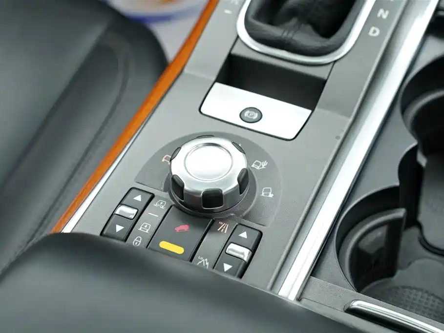 Land Rover Sport 2011 — фото 21