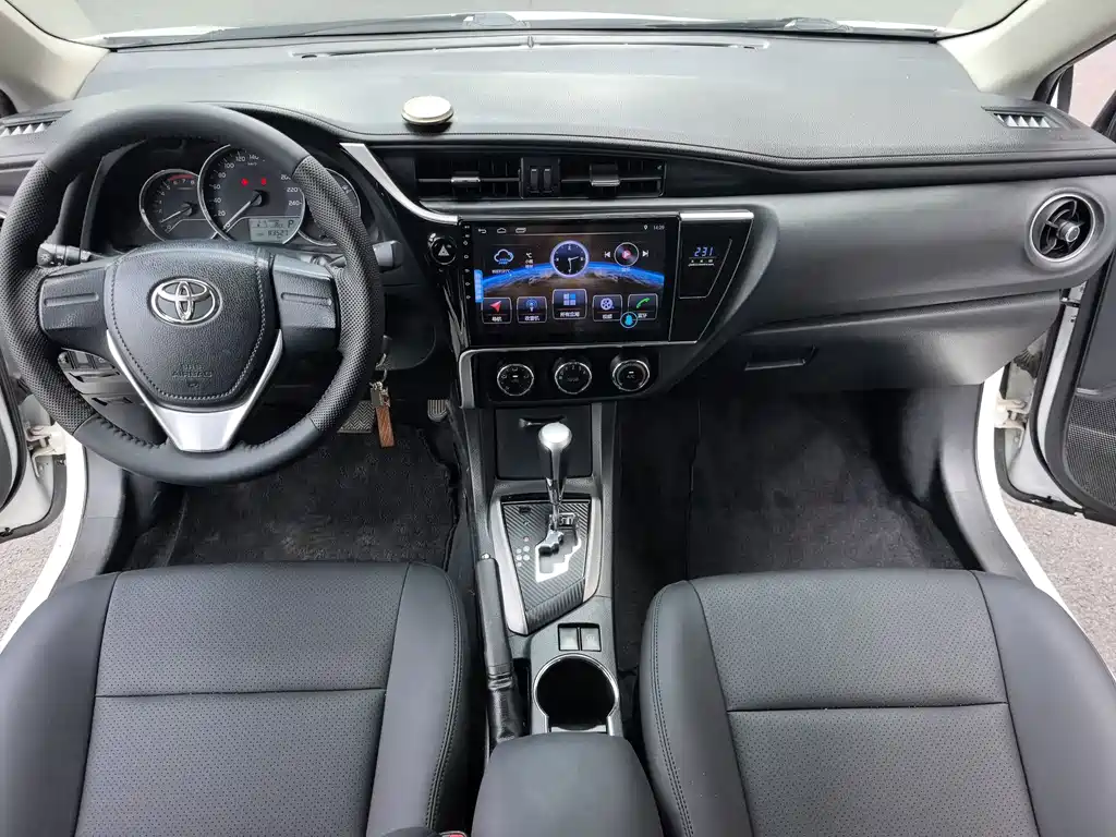 Toyota Corolla 2019 — фото 12