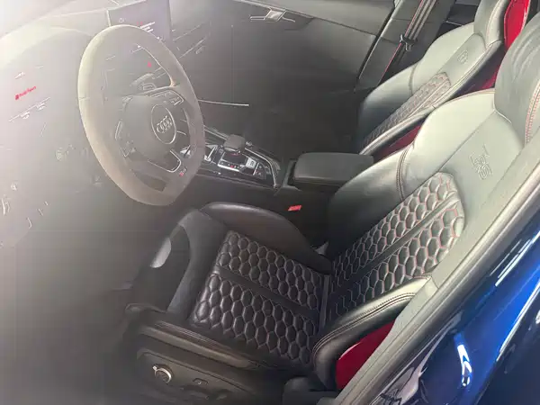Audi RS 4 2021