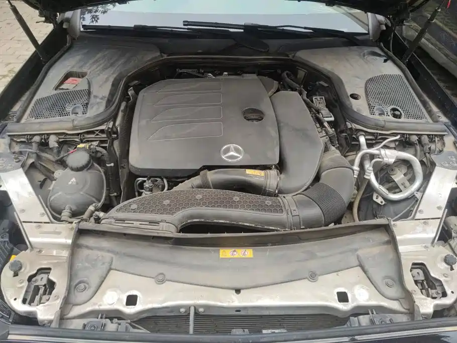 Mercedes-Benz E-Class 2022 — фото 10