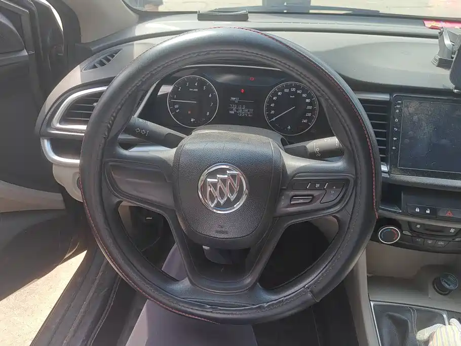 Buick Excelle GT 2017 — фото 15