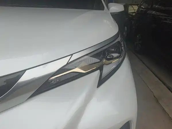 Toyota Granvia 2024
