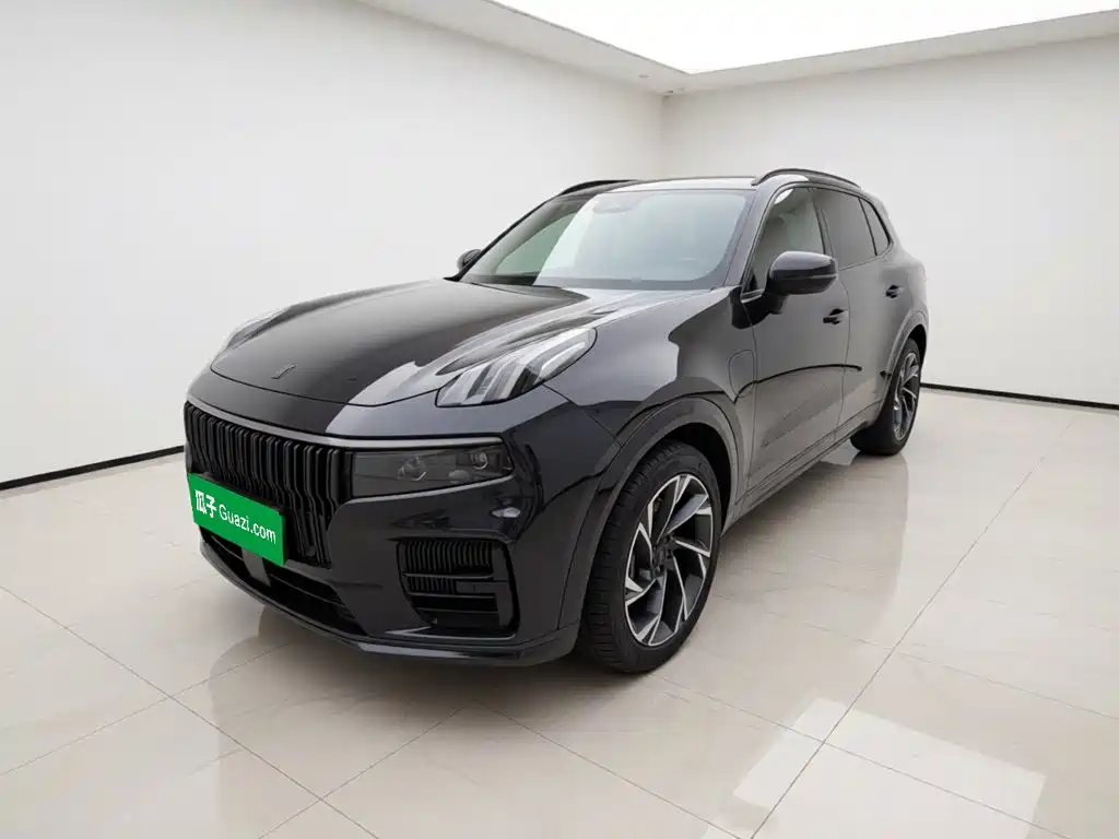 Lynk & Co 09 EM-P 2025