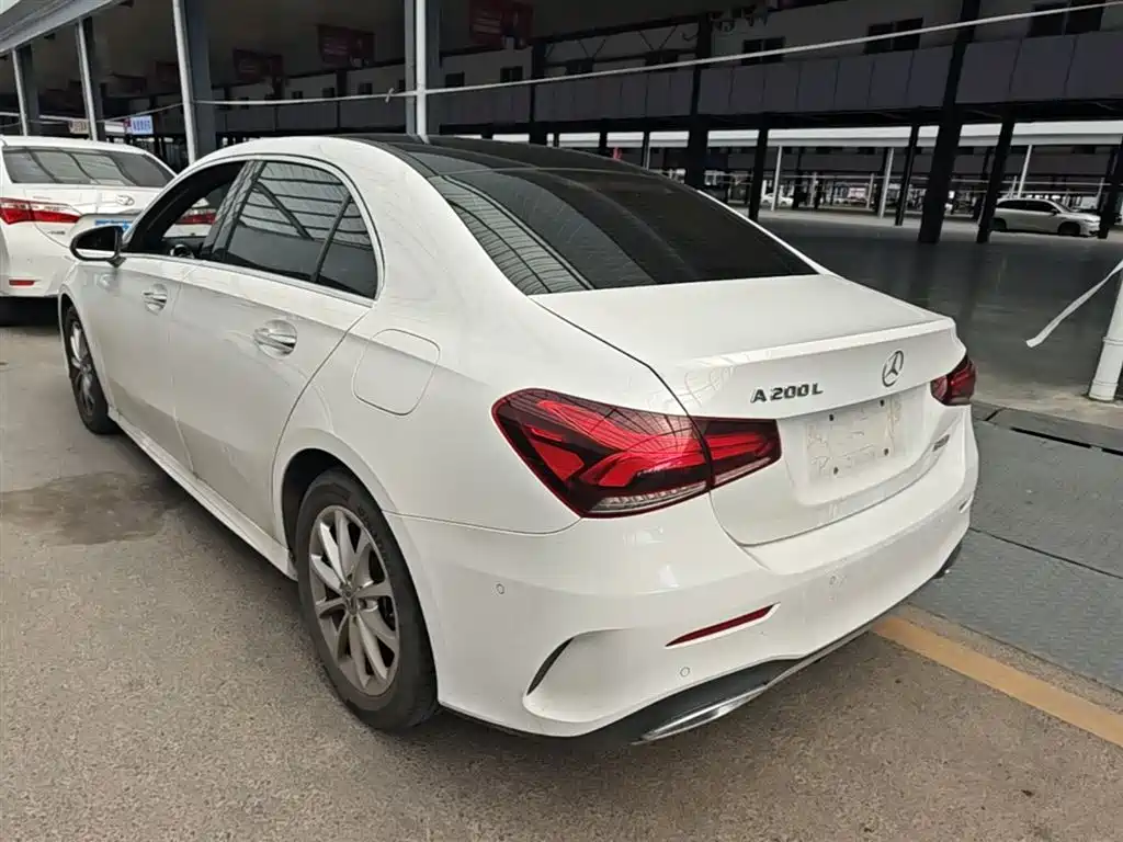 Mercedes-Benz A-Class 2021 — фото 5