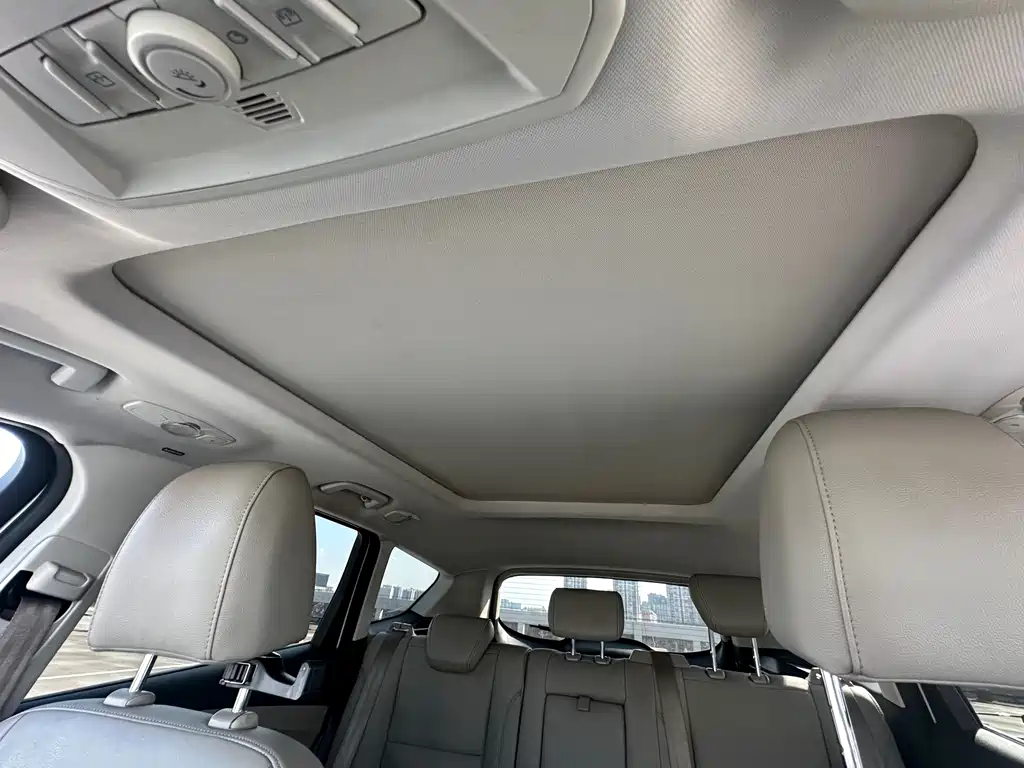 Ford Kuga 2015 — фото 19