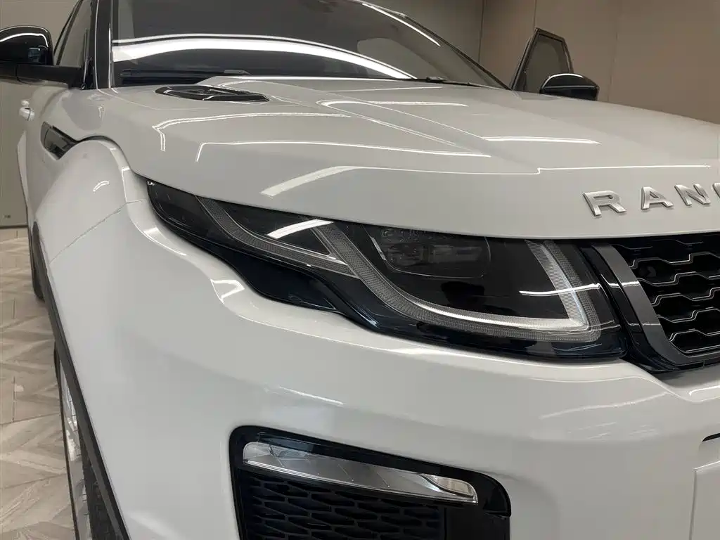 Land Rover Evoque 2018 — фото 9