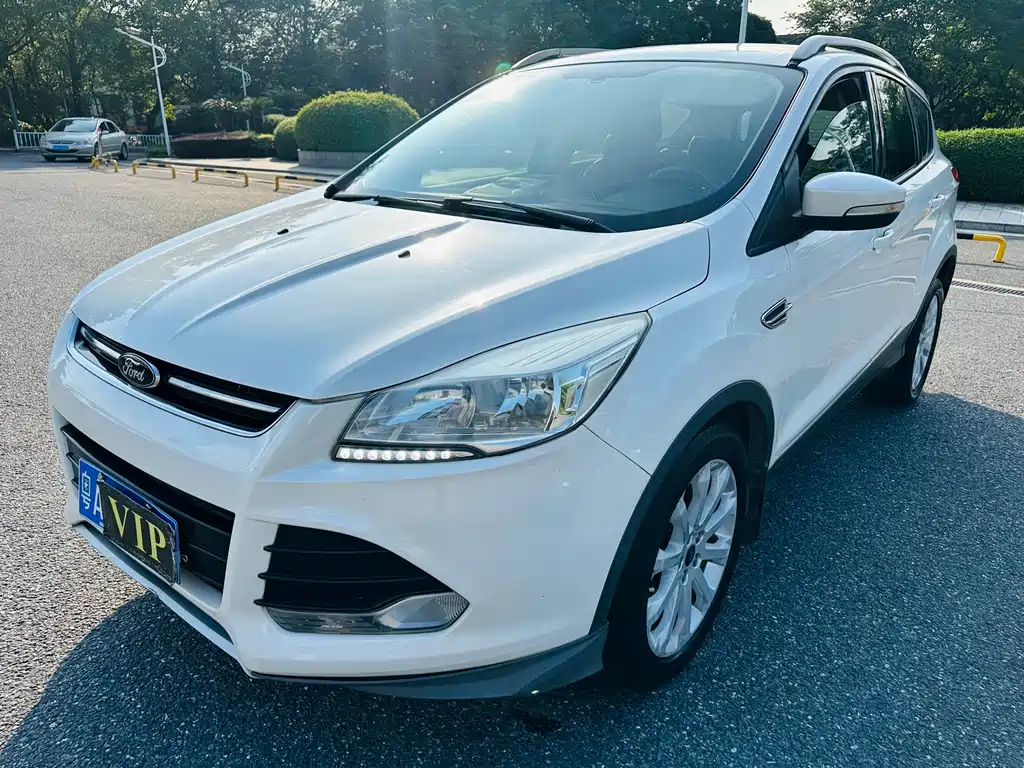 Ford Kuga 2016