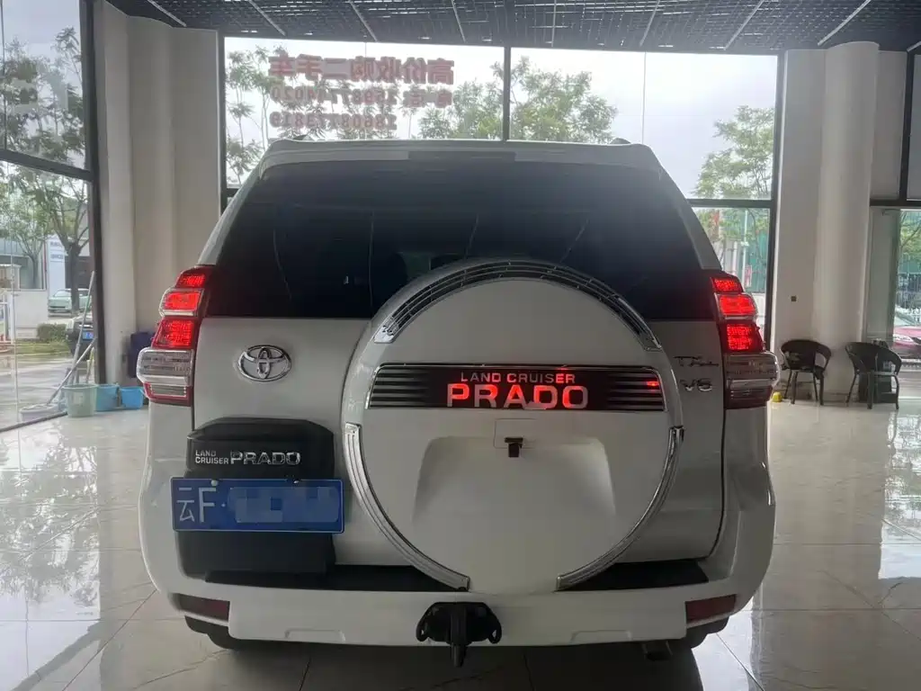 Toyota Prado 2016 — фото 3