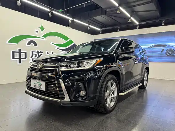 Toyota Highlander 2021