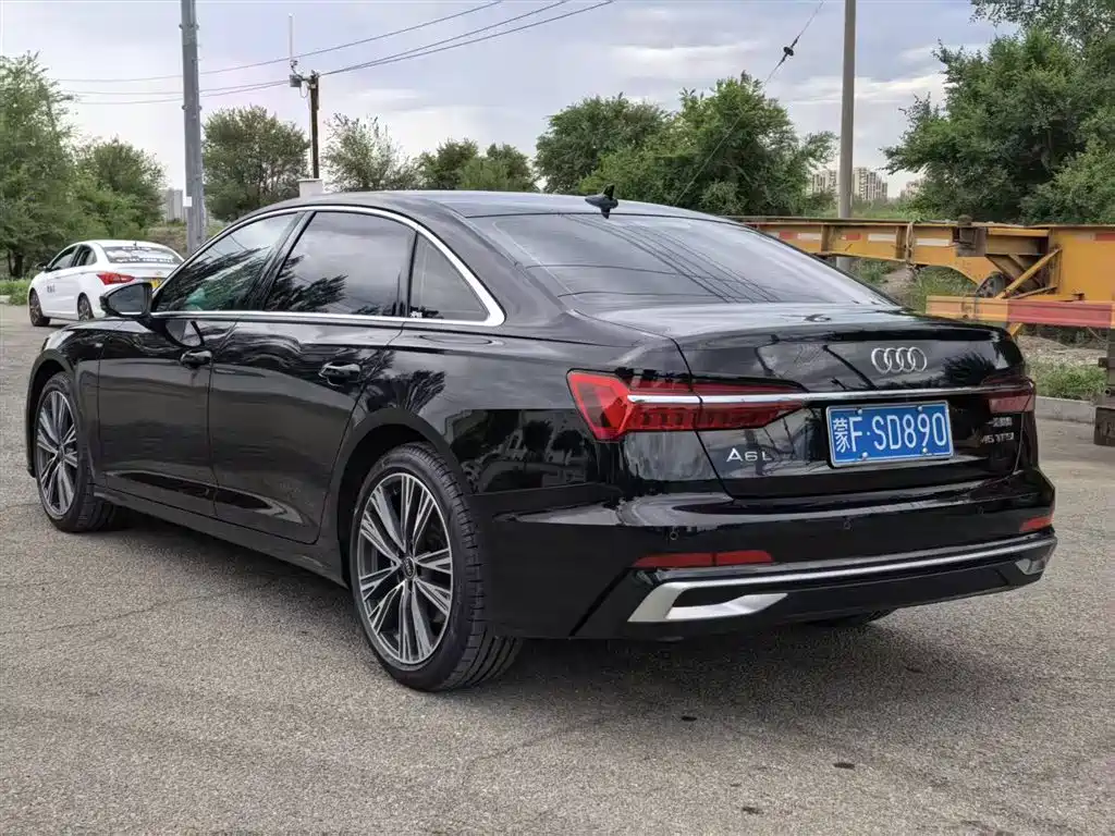 Audi A6L 2025 — фото 3