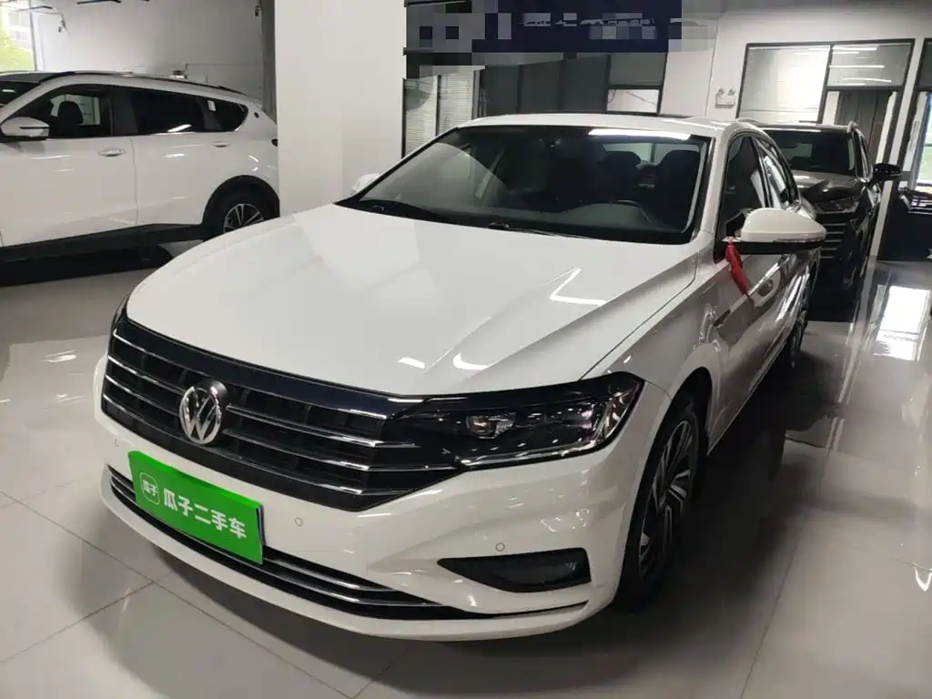Volkswagen Sagitar 2022