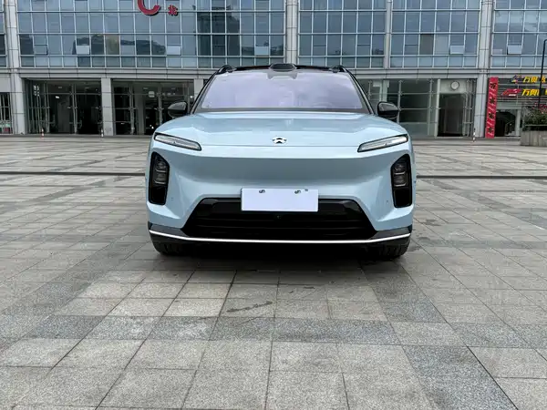 NIO ES6 2025