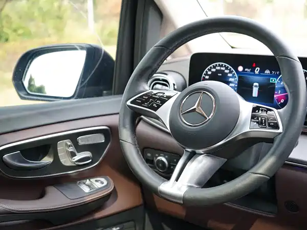 Mercedes-Benz V-Class 2024