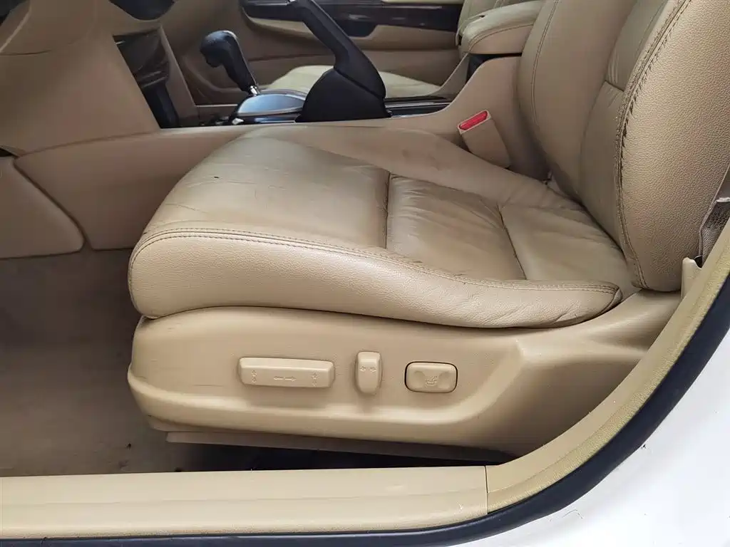Honda Accord 2010 — фото 20