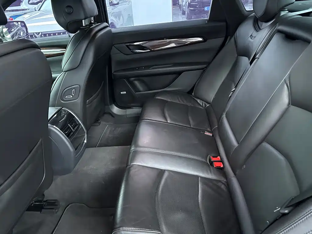 Cadillac CT6 2020 — фото 12