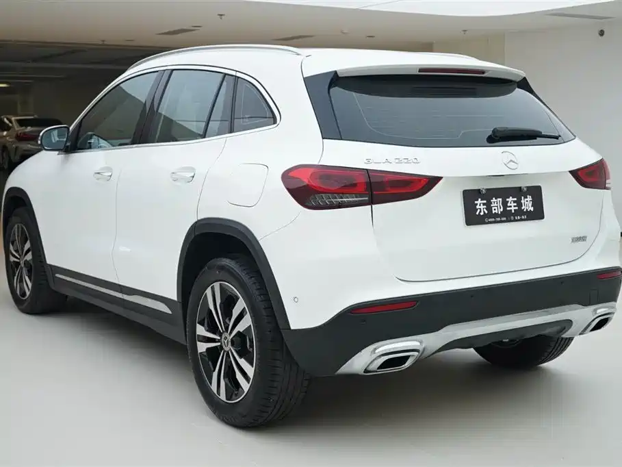 Mercedes-Benz GLA 2024 — фото 4