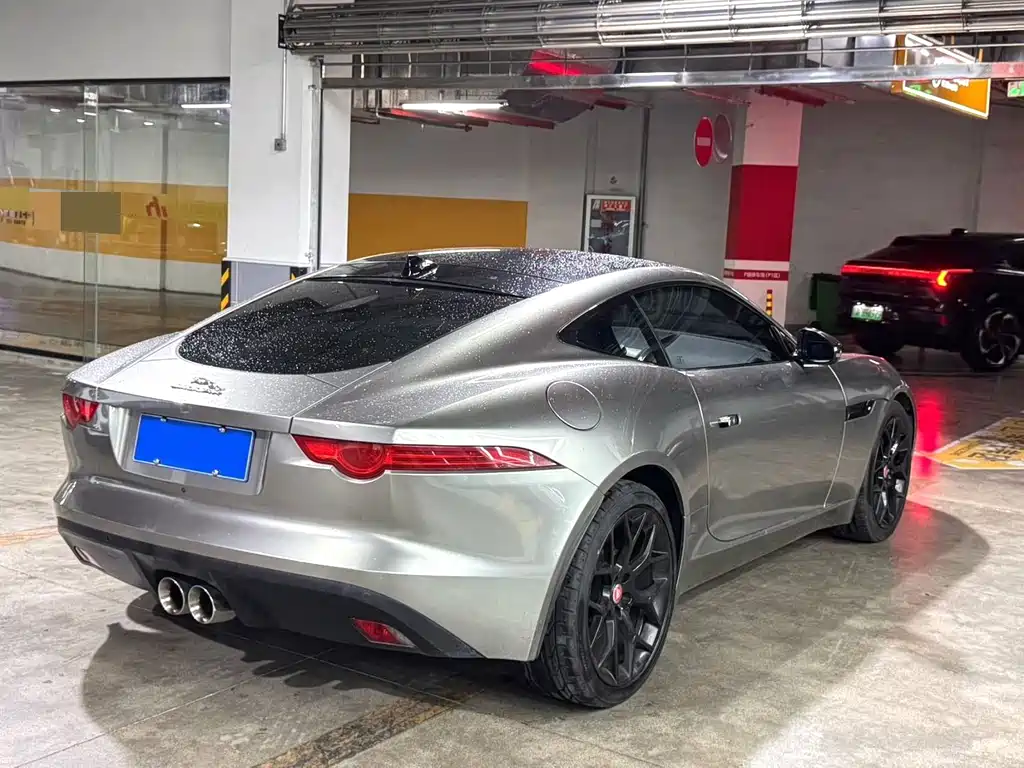 Jaguar F-TYPE 2018 — фото 9