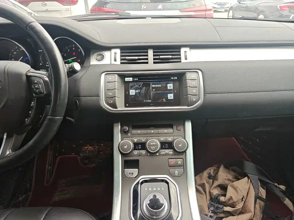 Land Rover Range Rover Evoque 2016 — фото 13