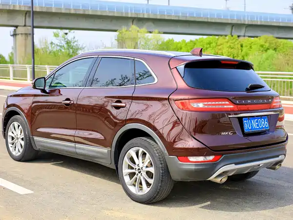 Lincoln MKC 2019
