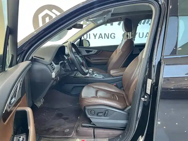 Audi Q7 2016
