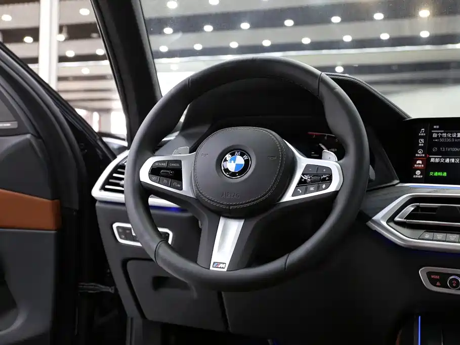 BMW X7 2023 — фото 12