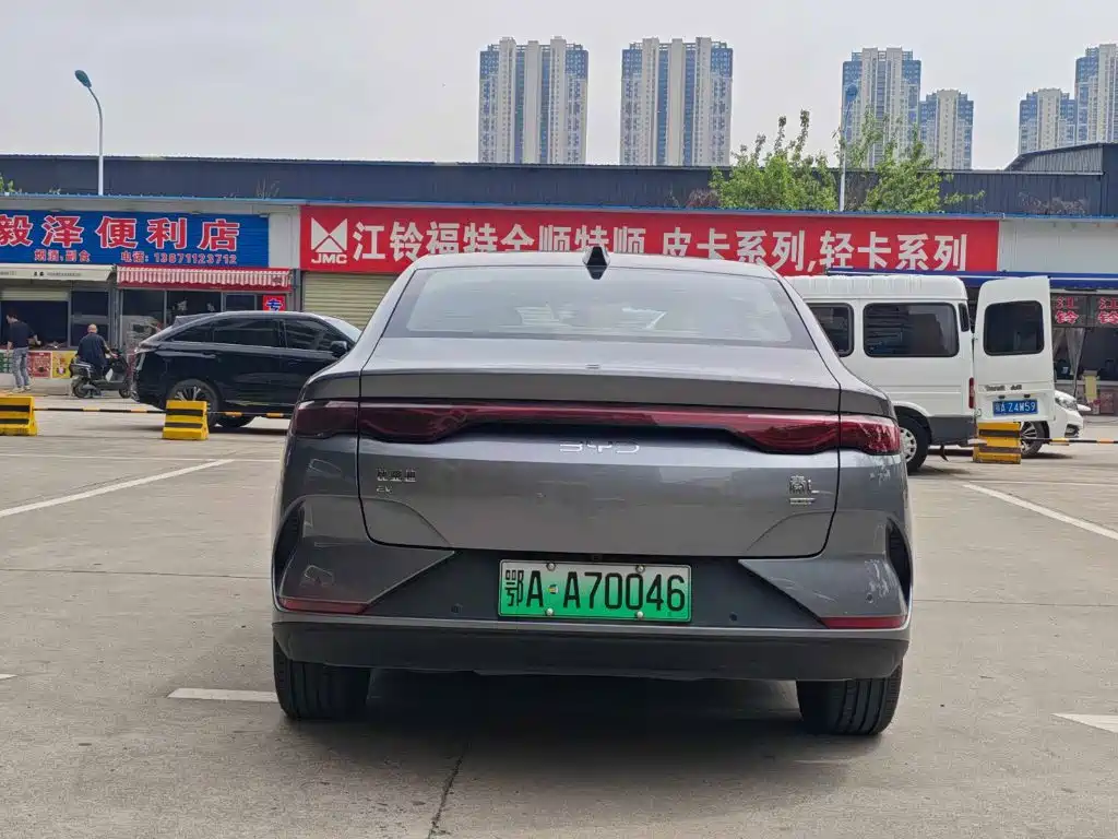 BYD Qin L 2025 — фото 18