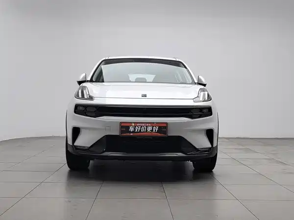 Lynk & Co 06 EM-P 2022
