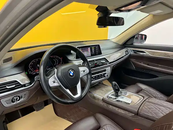 BMW 7 Series 2020