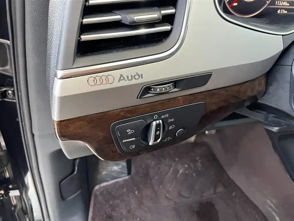 Audi Q7 2017 — фото 7