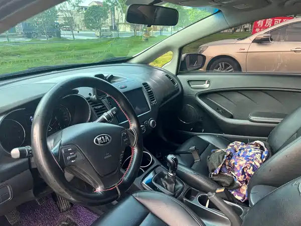Kia K3 2016