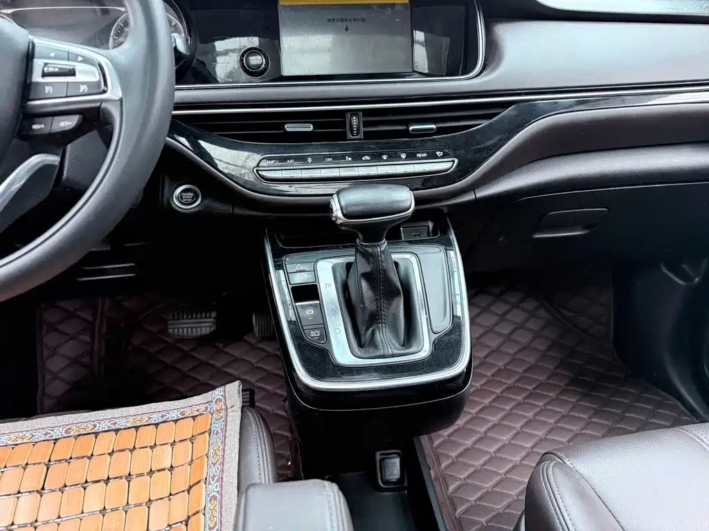 GAC Motor Trumpchi M6 2019 — фото 14